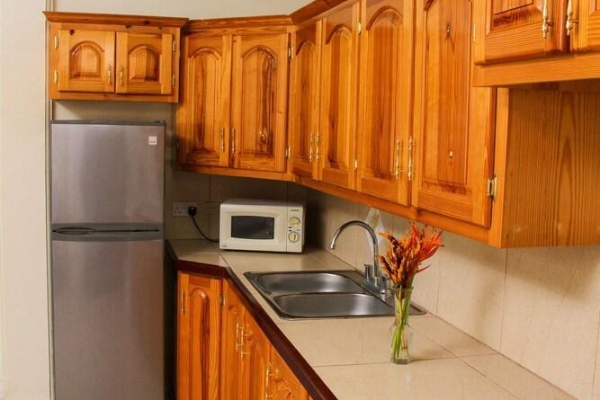 Hotel Iso's Bed & Breakfast (Glanvillia)